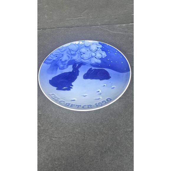 Vintage Bing & Grondahl B&G Christmas Plate Jule Aften 1920 Rabbits Copenhagen - Picture 2 of 5